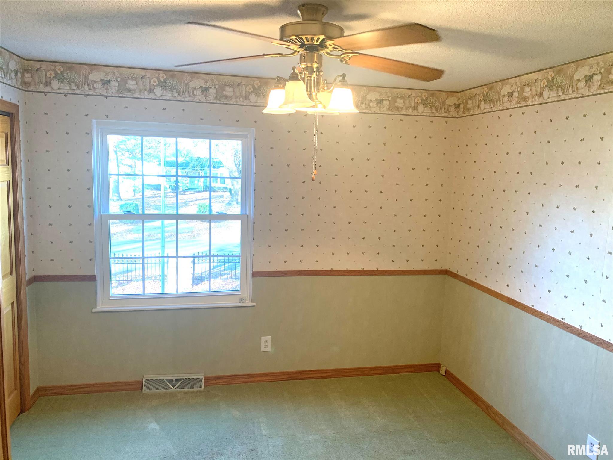1620 Homewood Avenue Springfield, IL 62704 - Photo 14 of 26 Gallery Image 14