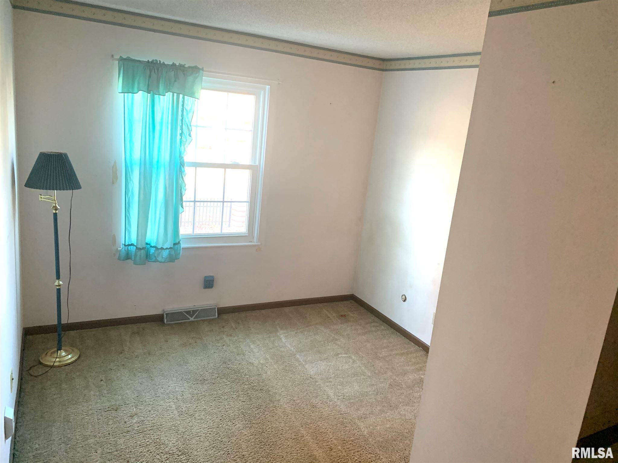 1620 Homewood Avenue Springfield, IL 62704 - Photo 15 of 26 Gallery Image 15