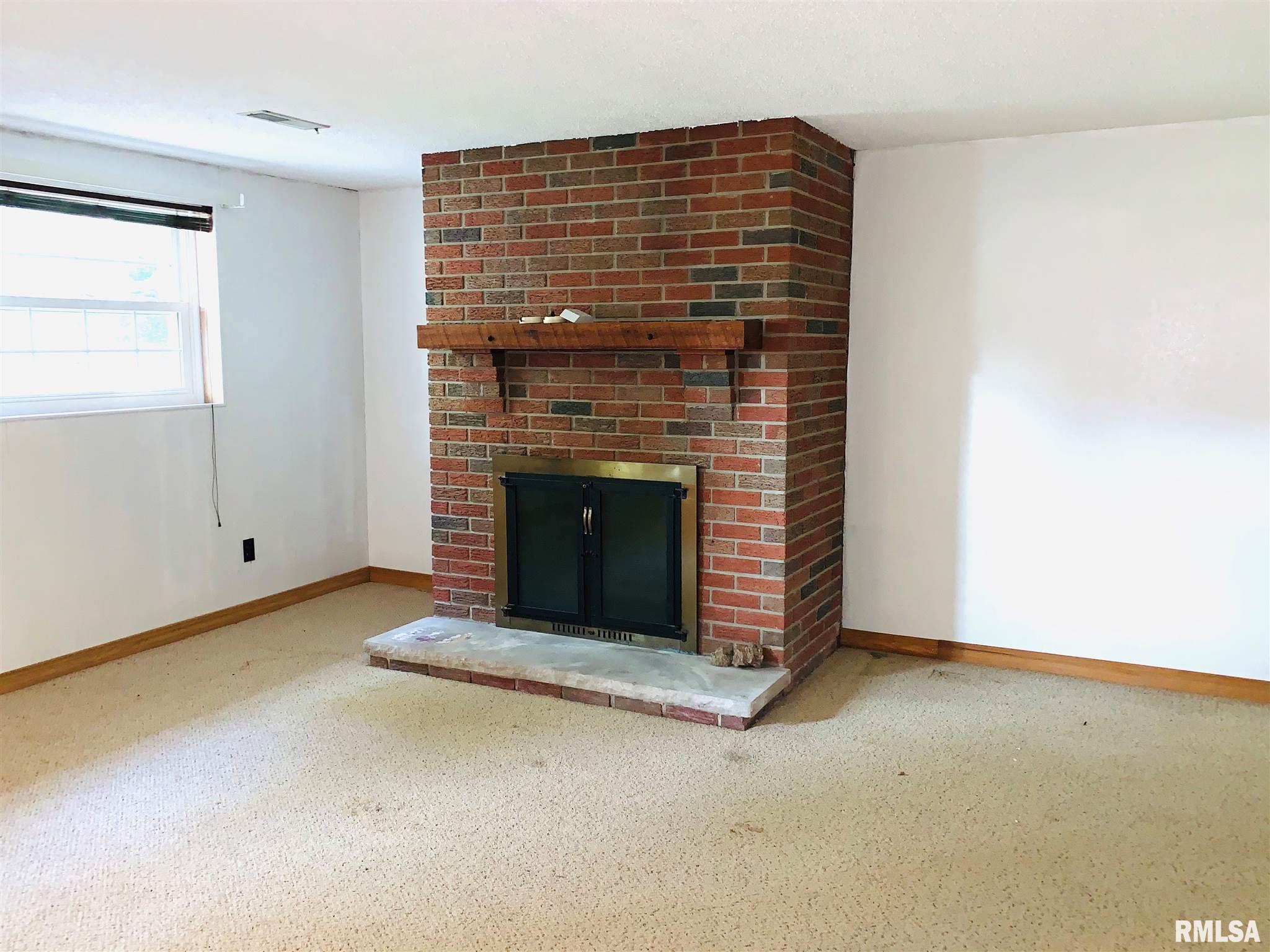 1620 Homewood Avenue Springfield, IL 62704 - Photo 16 of 26 Gallery Image 16