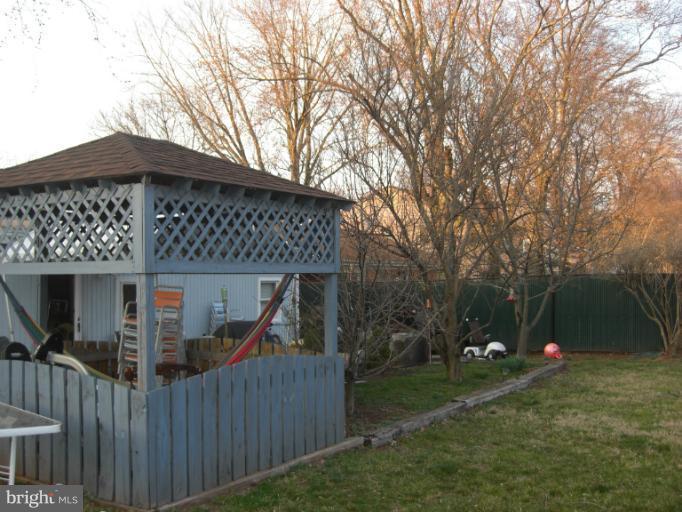 4107 Lees Corner Road Chantilly, VA 20151 - Photo 8 of 12 Exterior (Rear)