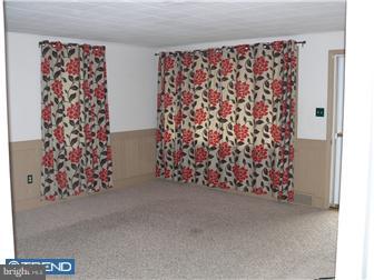 7 Lawndale Road Reading, PA 19610 - Photo 6 of 12 Living Room