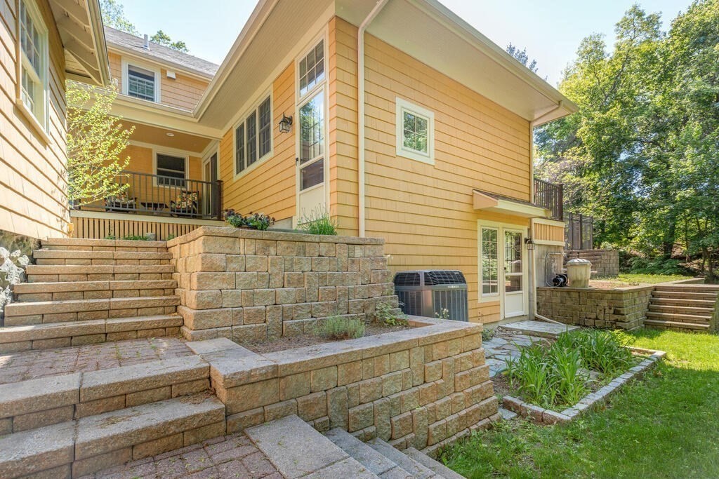 31 Strathmore Road Wakefield, MA 01880 - Photo 28 of 34 Gallery Image 28