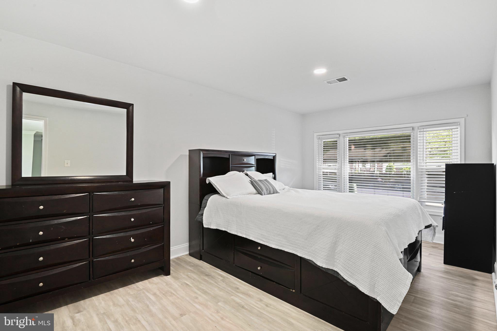 501 East Poplar Road Sterling, VA 20164 - Photo 31 of 46