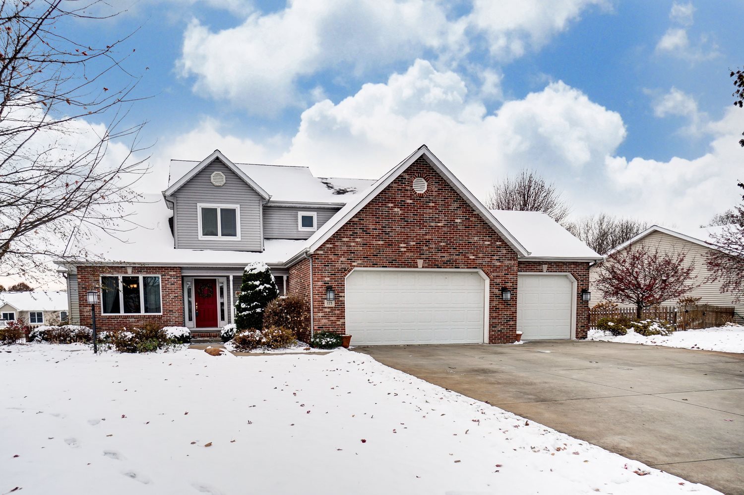 123 South Hunters Ridge Warsaw, IN 46582 - Photo 2 of 34 Gallery Image 2