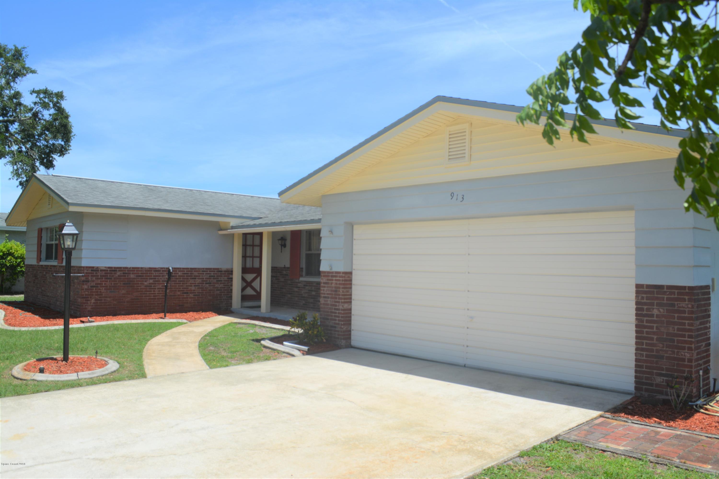 913 Kings Post Road Rockledge, FL 32955 - Photo 3 of 38 DSC_0011