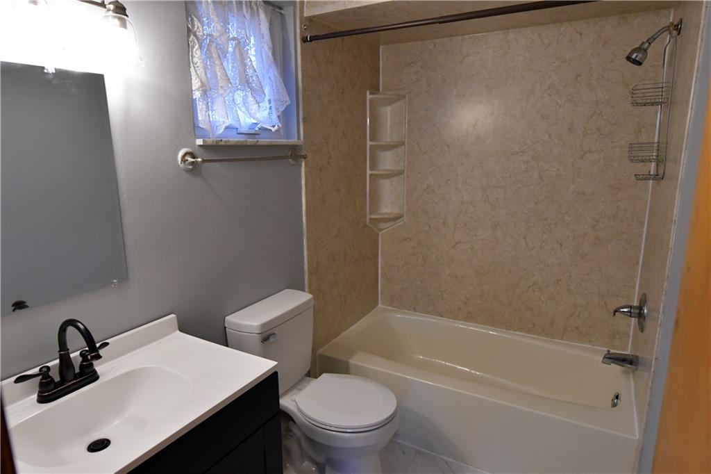 314 Pointview Road Pittsburgh, PA 15227 - Photo 19 of 31