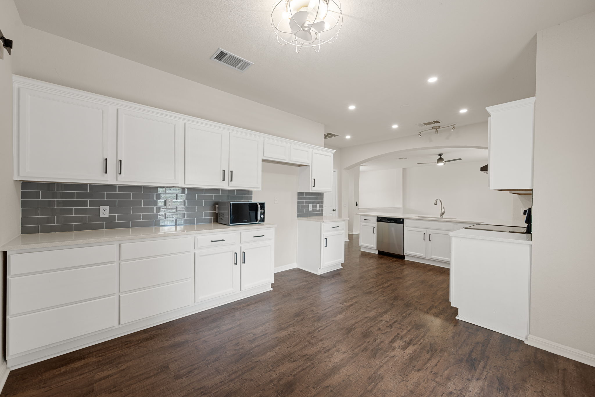 8902 Magna Carta Loop, Unit 122 Austin, TX 78754 - Photo 13 of 39 Clean lines define this bright kitchen, complete with ample cabinetry and a practical layout.