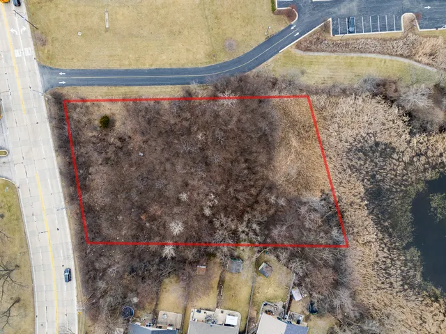 $445,000 | 600 West Lake Street, Bartlett, IL 60103