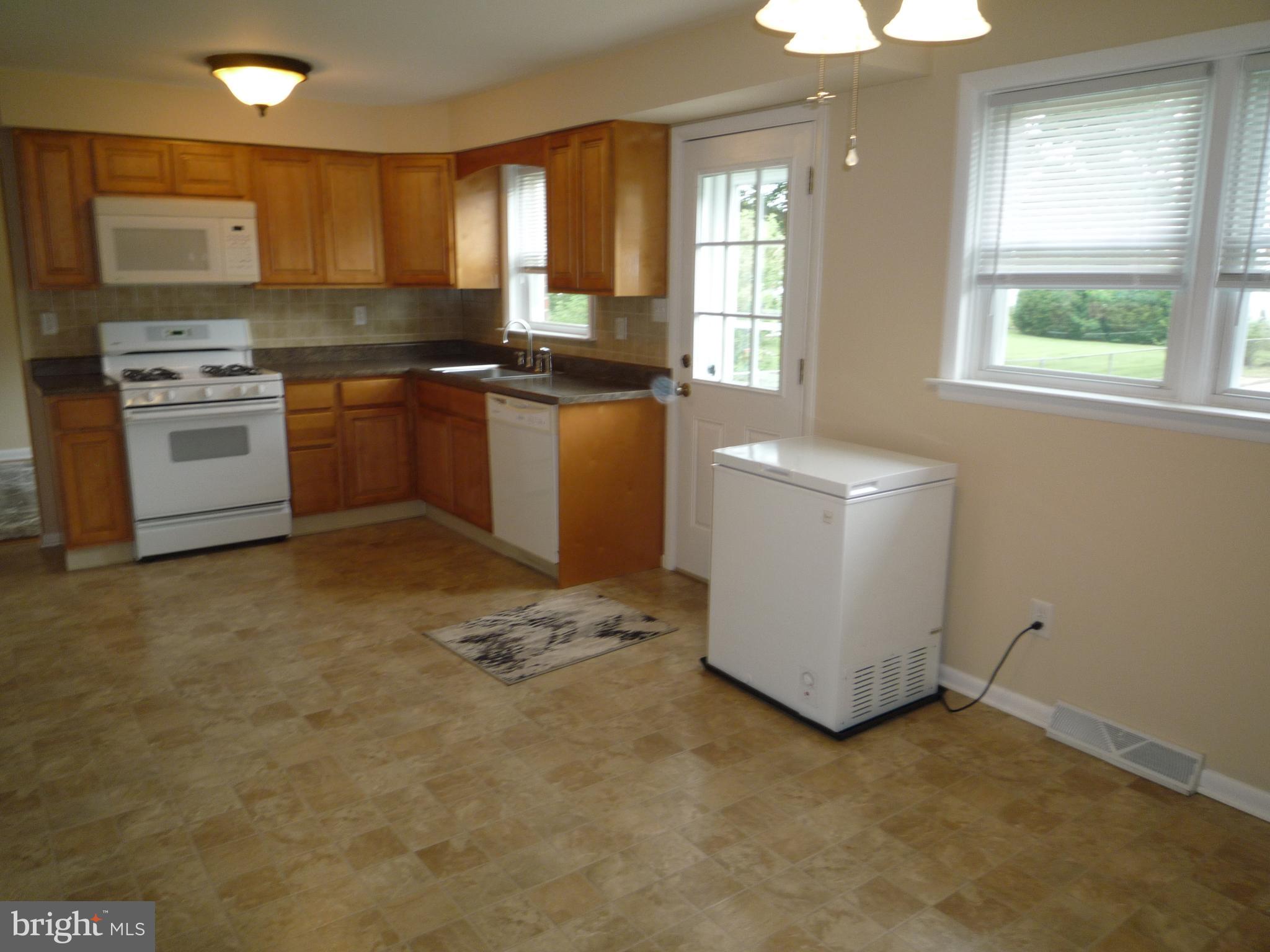 218 Rancocas Avenue Riverside, NJ 08075 - Photo 11 of 36