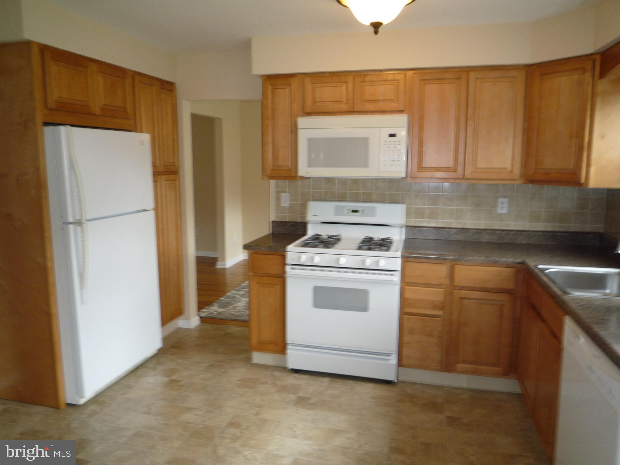 218 Rancocas Avenue Riverside, NJ 08075 - Photo 8 of 36