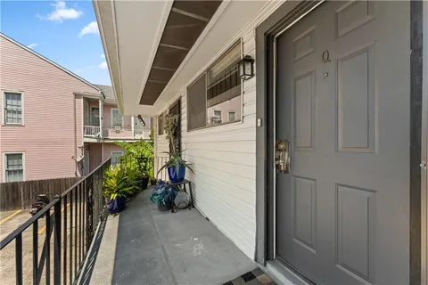 $158,000 | 1921 Prytania Street, Unit Q, New Orleans, LA 70130