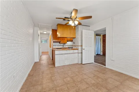 $158,000 | 1921 Prytania Street, Unit Q, New Orleans, LA 70130