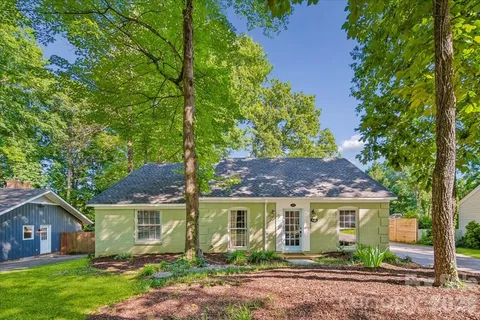 $378,000 | 1005 Pinafore Drive, Charlotte, NC 28212