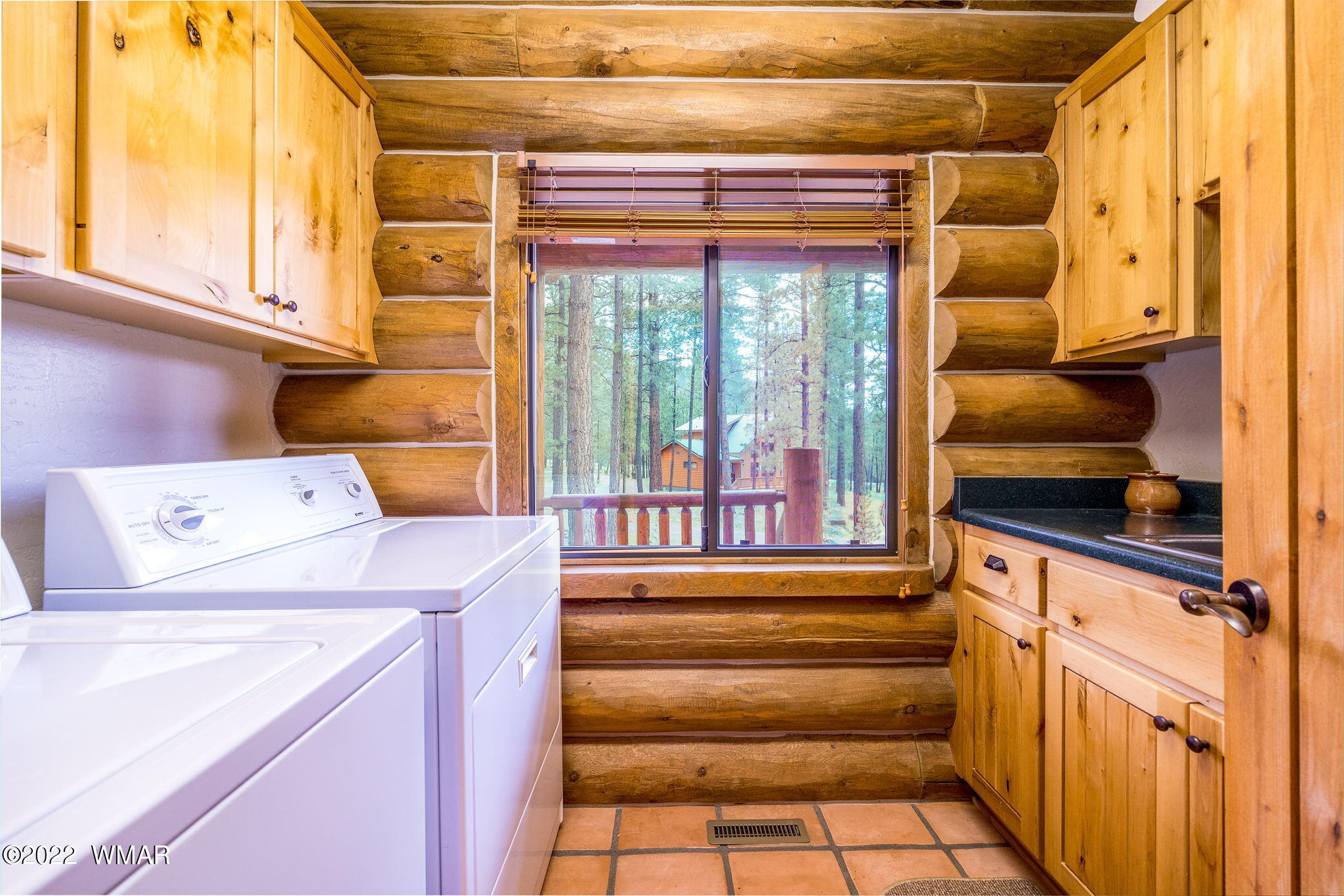 11 N1063 Greer, AZ 85927 - Photo 21 of 31 a utility room with dryer and washer