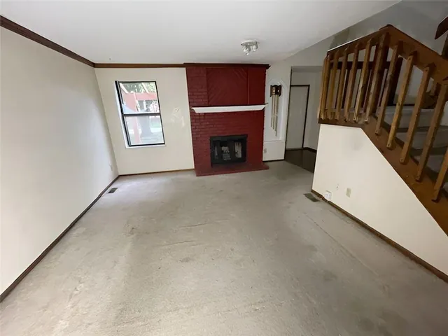 $179,900 | 2074 Duclair Parkway, St. Charles, MO 63303