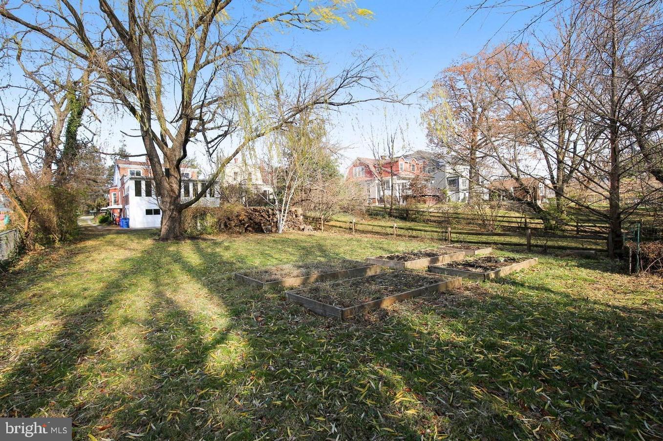 746 Thayer Avenue Silver Spring, MD 20910 - Photo 39 of 43