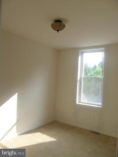 3913 Falls Road Baltimore, MD 21211 - Photo 4 of 7 Bedroom #1