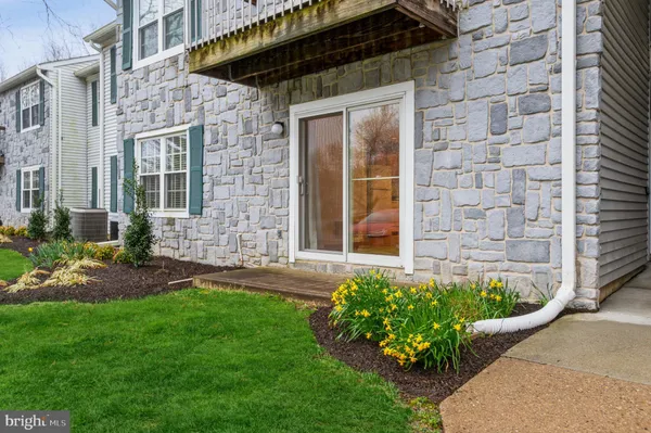 $2,350 | 101 Quince Court, Lawrence Township, NJ 08648