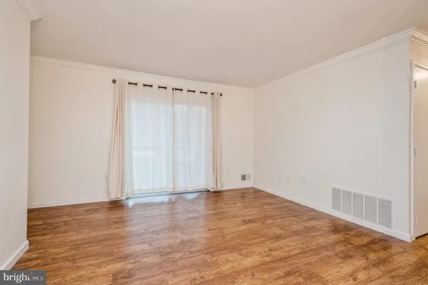 $2,350 | 101 Quince Court, Lawrence Township, NJ 08648