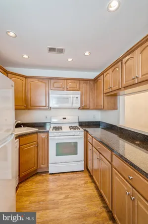 $2,350 | 101 Quince Court, Lawrence Township, NJ 08648