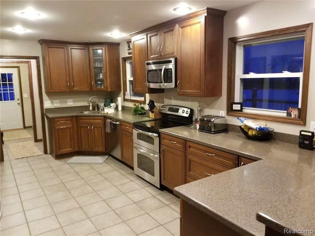 2959 Comstock Road Yale, MI 48097 - Photo 2 of 14 20180129_180346_resized.jpg