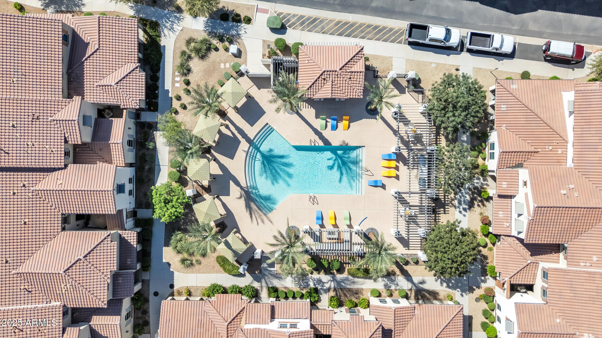 3855 South McQueen Road, Unit 98 Chandler, AZ 85286 - Photo 33 of 41 an aerial view of multiple houses with yard