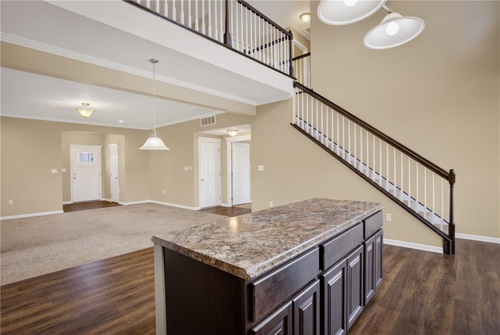 229 West Country Barn Road Houston, PA 15342 - Photo 14 of 50