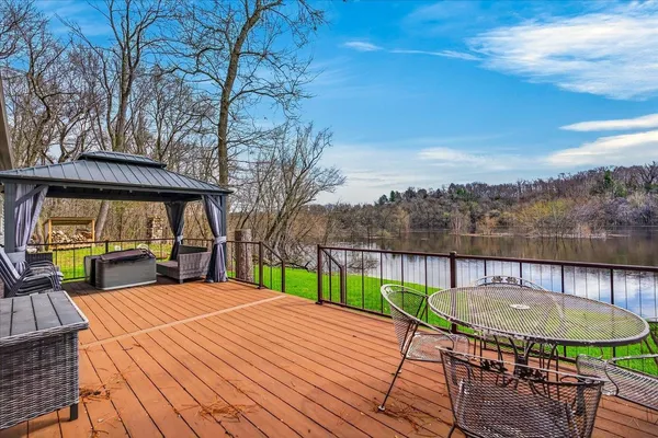 $619,000 | S1404 Indian Trail Parkway, Baraboo, WI 53913