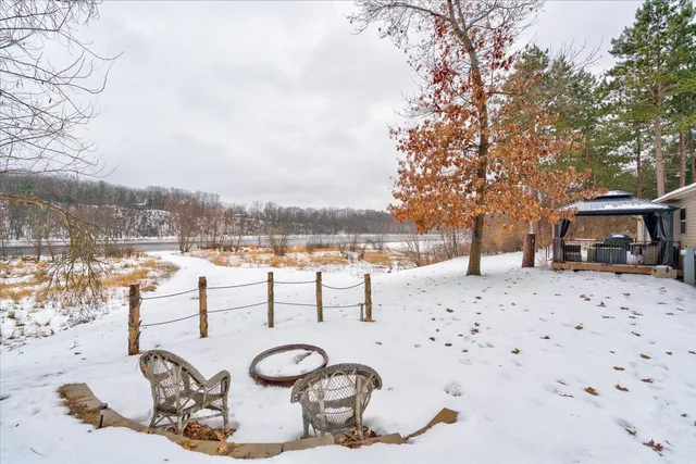 $670,000 | S1404 Indian Trail Parkway, Baraboo, WI 53913