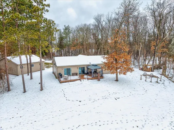 $619,000 | S1404 Indian Trail Parkway, Baraboo, WI 53913