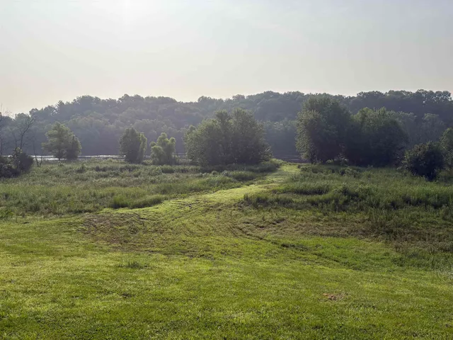 $670,000 | S1404 Indian Trail Parkway, Baraboo, WI 53913