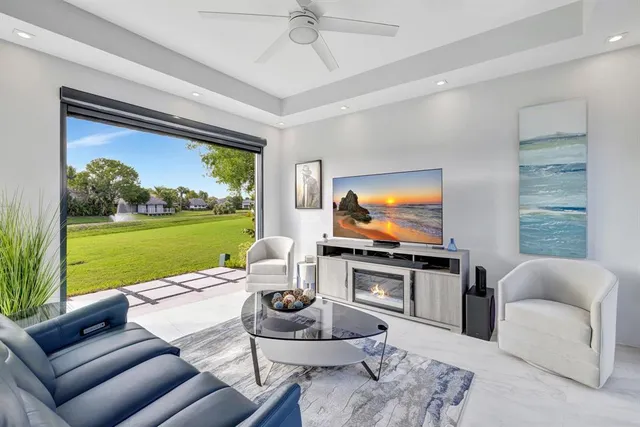 $849,500 | 510 South Cortez Drive, Pompano Beach, FL 33068