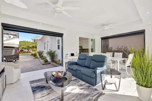 $849,500 | 510 South Cortez Drive, Pompano Beach, FL 33068