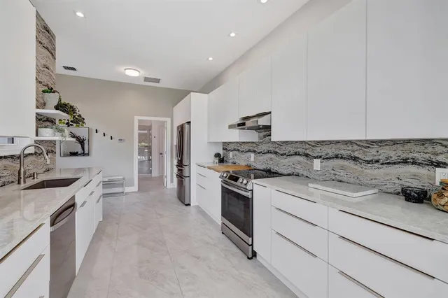 $849,500 | 510 South Cortez Drive, Pompano Beach, FL 33068