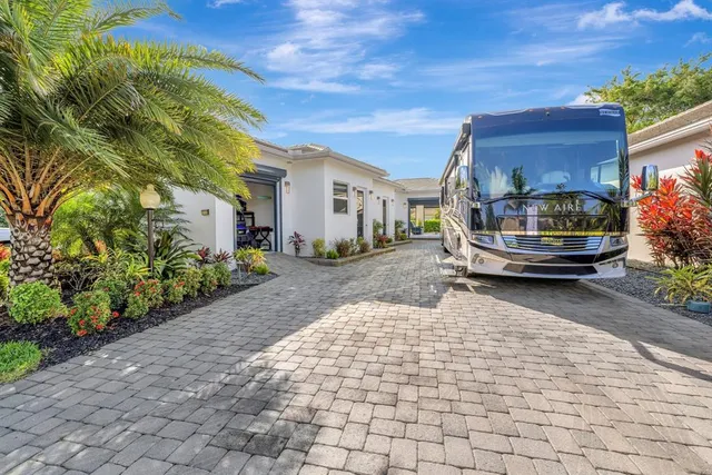 $849,500 | 510 South Cortez Drive, Pompano Beach, FL 33068