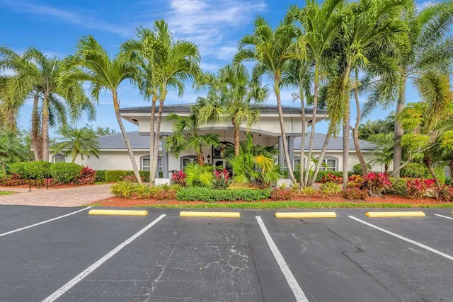 $849,500 | 510 South Cortez Drive, Pompano Beach, FL 33068