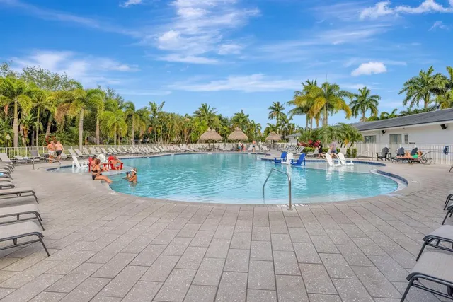 $849,500 | 510 South Cortez Drive, Pompano Beach, FL 33068