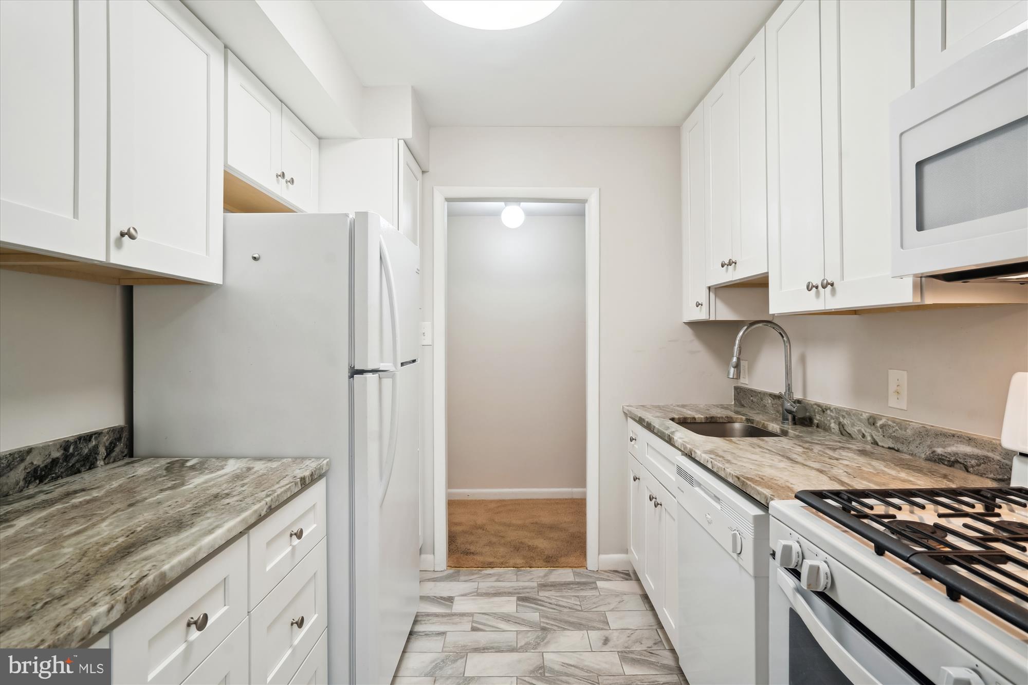 10564 Twin Rivers Road, Unit C1 Columbia, MD 21044 - Photo 16 of 53 Alternate View of Newer Kitchen/Newer Appliance