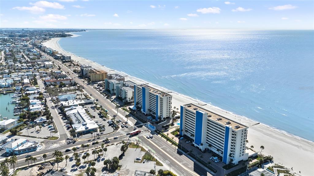 15000 Gulf Boulevard, Unit 605 Madeira Beach, FL 33708 - Photo 52 of 54 a view of roof deck with wooden floor and city view