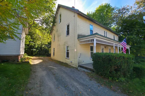 $249,900 | 7 Forest Avenue, Orono, ME 04473