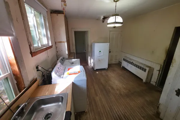 $249,900 | 7 Forest Avenue, Orono, ME 04473