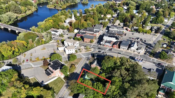 $249,900 | 7 Forest Avenue, Orono, ME 04473