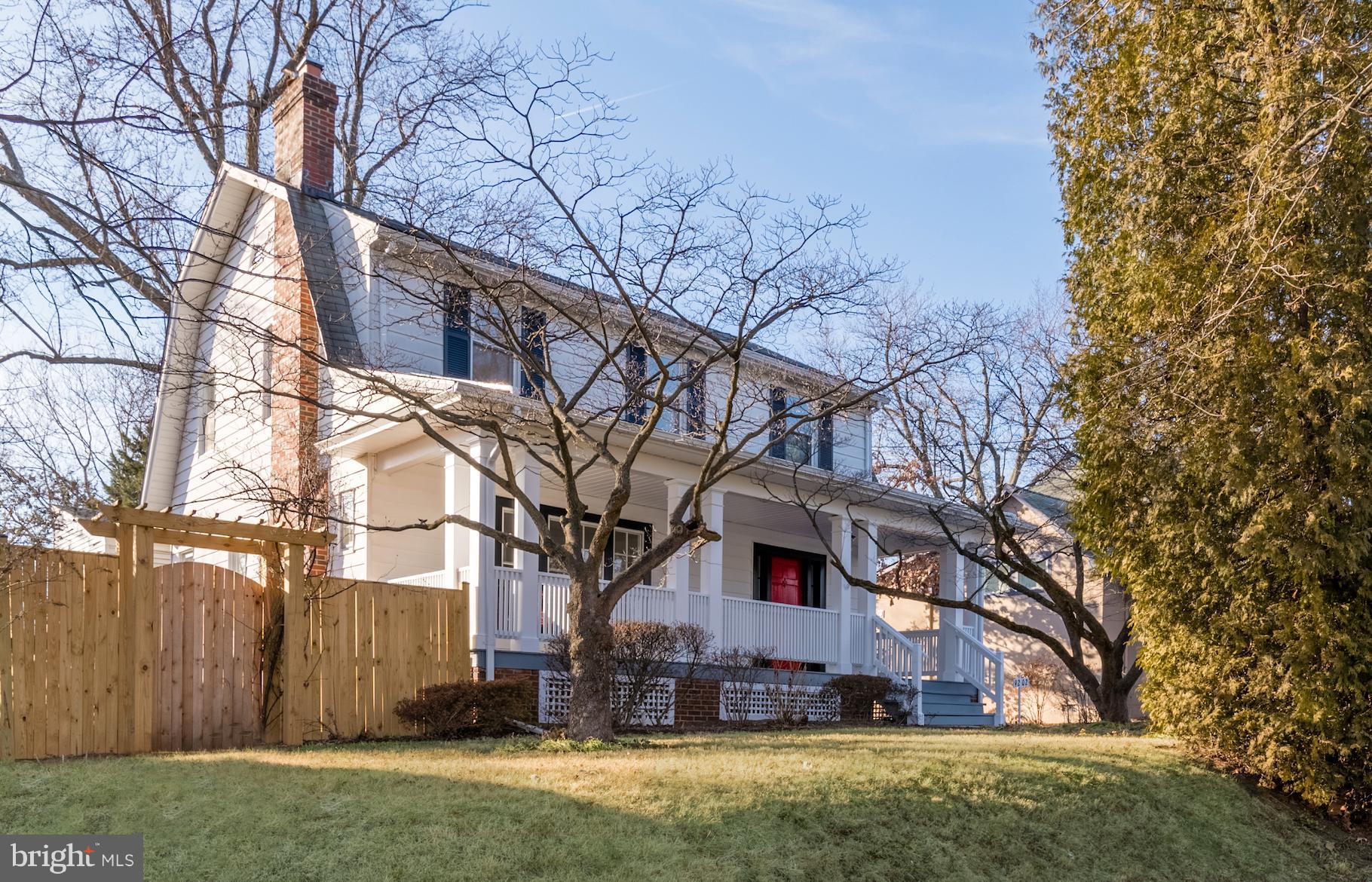 9202 2nd Avenue Silver Spring, MD 20910 - Photo 1 of 30 Exterior (Front)