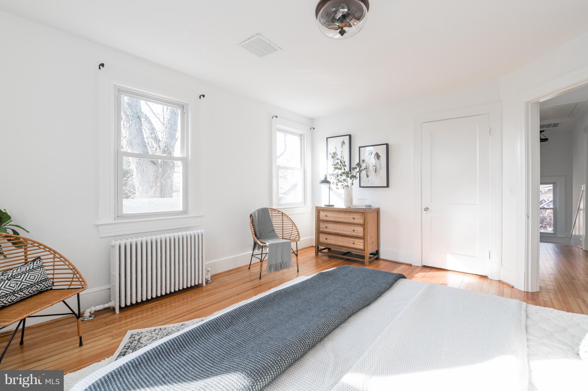 9202 2nd Avenue Silver Spring, MD 20910 - Photo 21 of 30 Bedroom