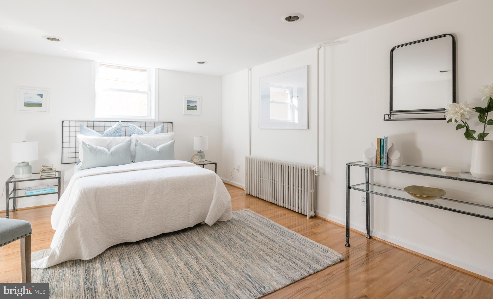 9202 2nd Avenue Silver Spring, MD 20910 - Photo 24 of 30 Bedroom