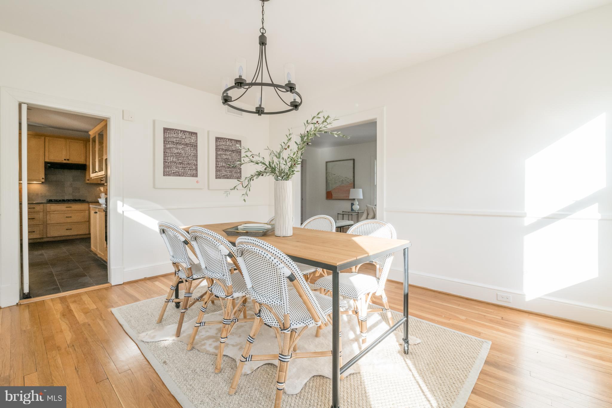 9202 2nd Avenue Silver Spring, MD 20910 - Photo 7 of 30 Dining Room