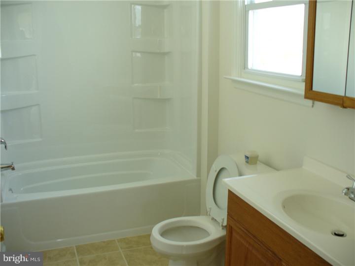 197 Greenwood Avenue Riverside, NJ 08075 - Photo 15 of 25