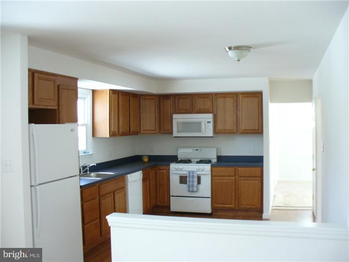 197 Greenwood Avenue Riverside, NJ 08075 - Photo 4 of 25