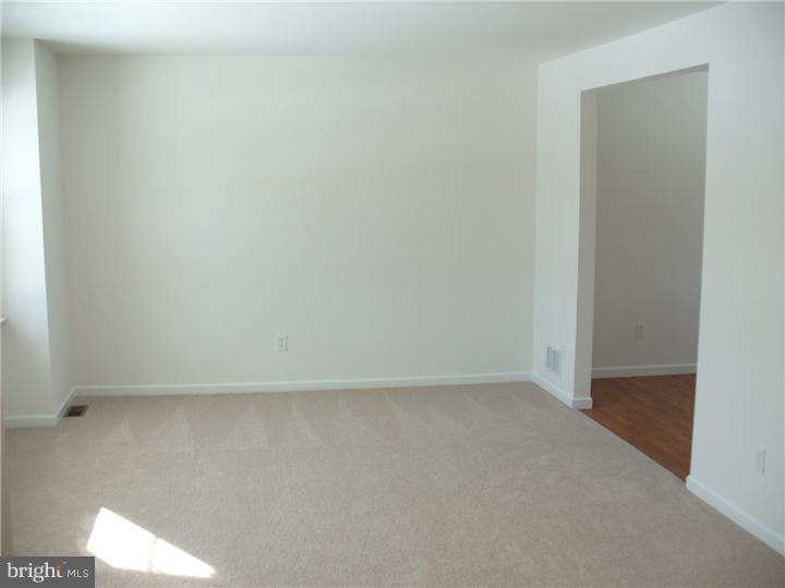 197 Greenwood Avenue Riverside, NJ 08075 - Photo 5 of 25