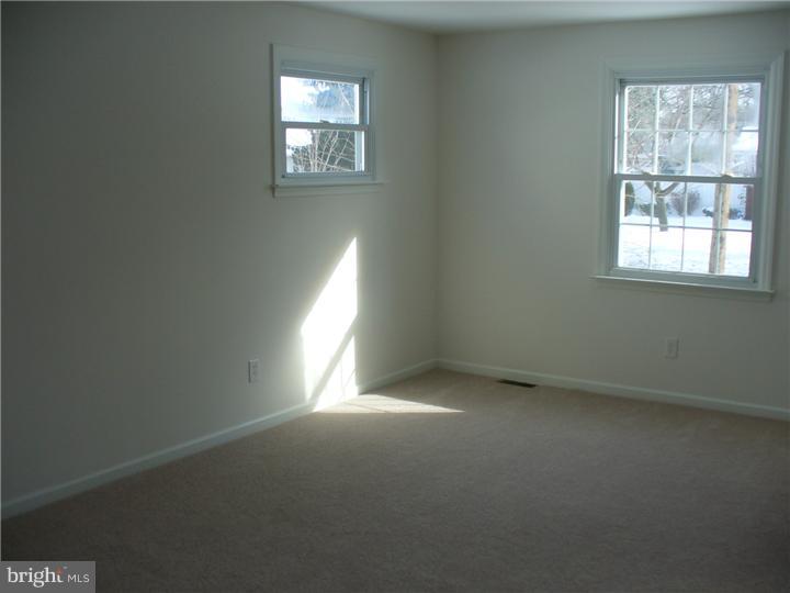 197 Greenwood Avenue Riverside, NJ 08075 - Photo 10 of 25